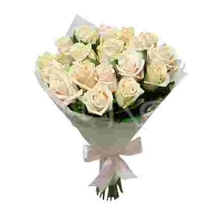 Букет кремовых роз